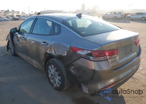 2018 Kia Optima Lx z USA, uszkodzony, nr VIN 5XXGT4L37JG273469